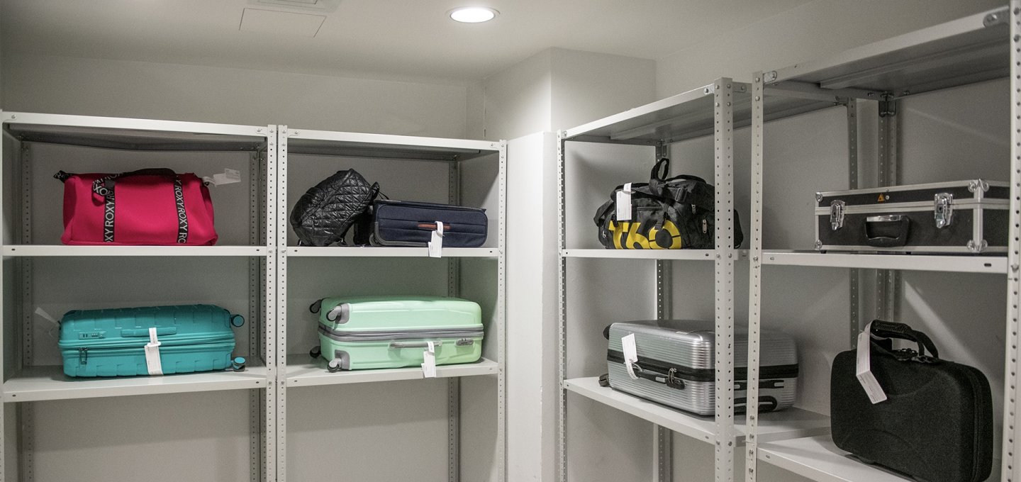 Storage rooms and safes in Maxima Irbis