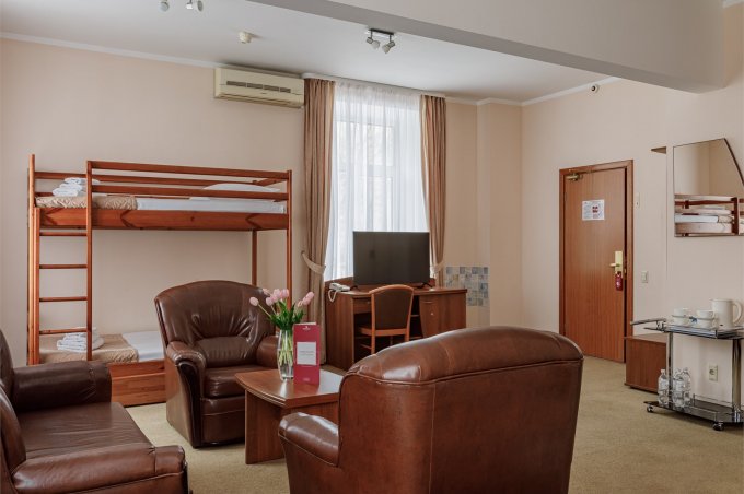 Family room (Double bed + children's bunk bed): Photo 4