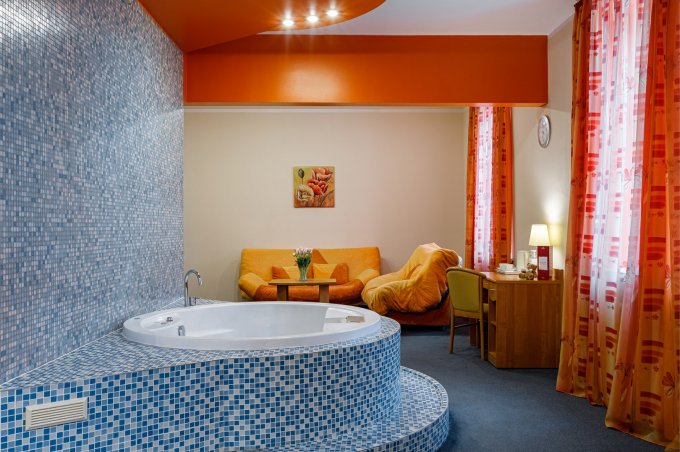 Suite «Orange» (Double bed): Photo 5